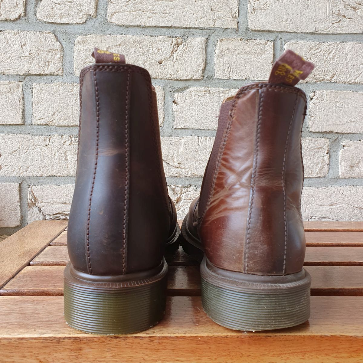 Dr. Martens Chelsea Boots Gaucho Crazy Horse braun