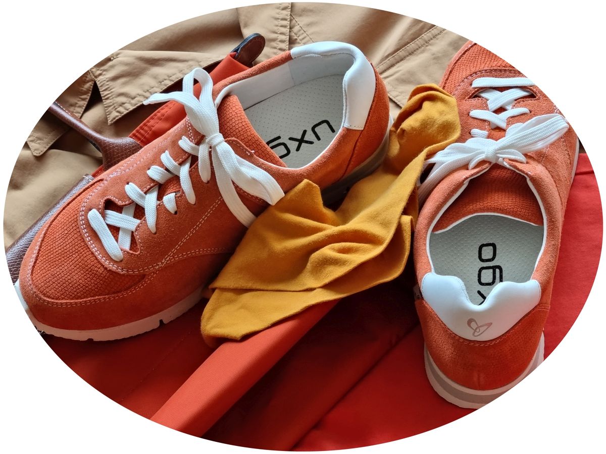 UXGO Schuhe für Hallux in Weite G - Modell Amber - in warmen Rot-/Orange-Brauntönen kombiniert für den Herbstfarbtyp