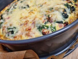 Quiche mit Mandel-Magerquarkboden