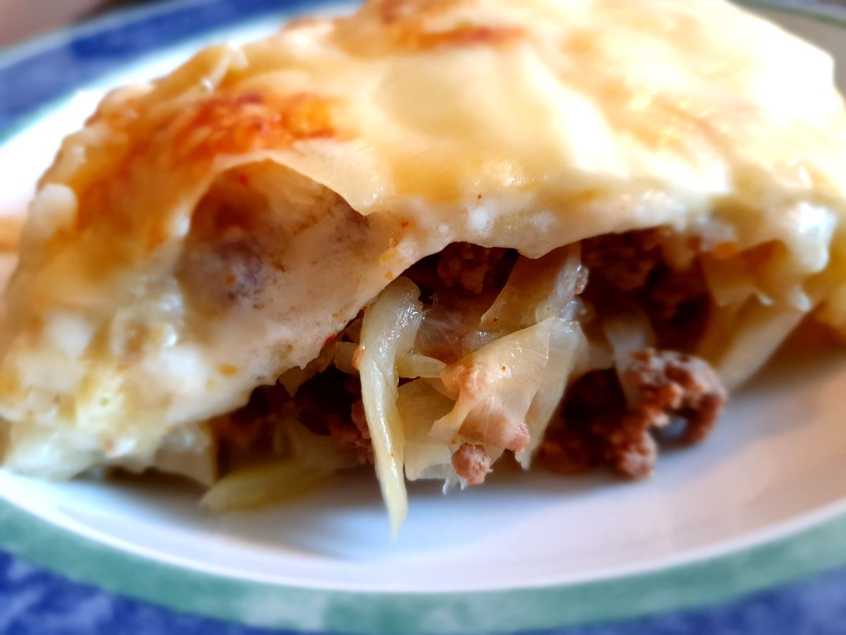 Lasagne mit Spitzkohl und Hack