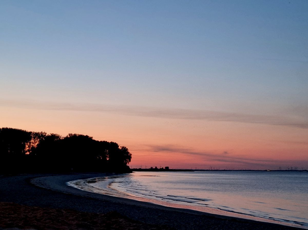 Krautsand - Sonnenuntergang am Elbstrand