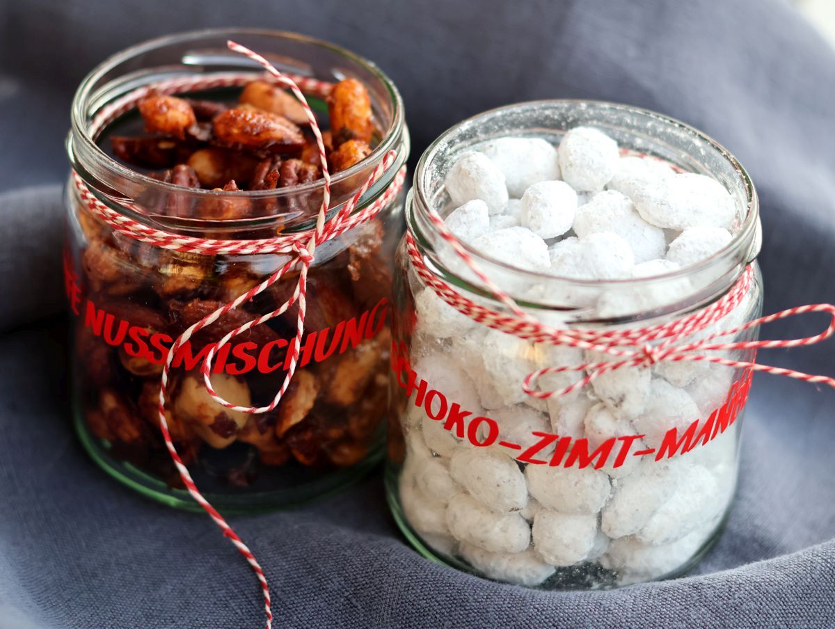 Geschenke aus der Küche: Scharfe Nussmischung und Schoko-Zimt-Mandeln