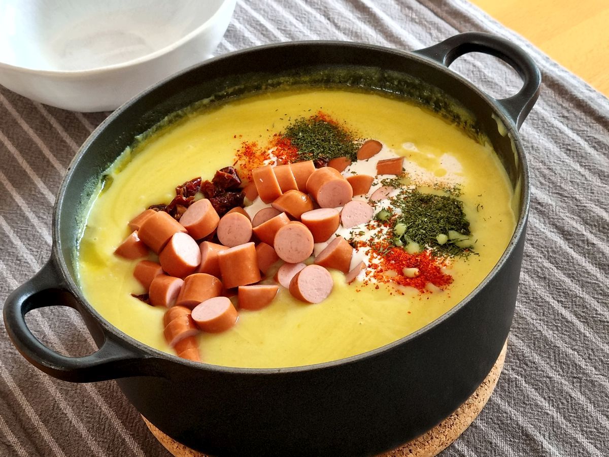 Kartoffelsuppe mit Würstchen