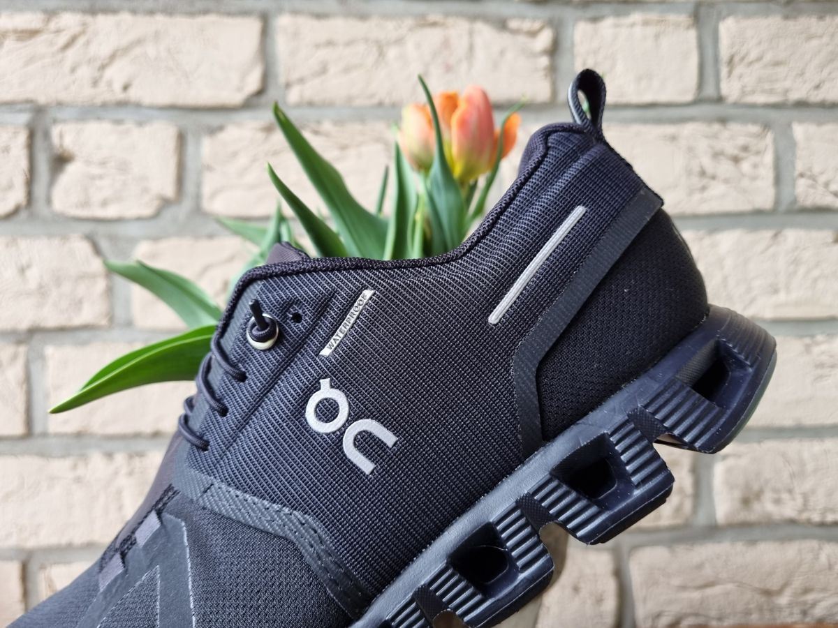 Sneaker - On - Cloud 5 waterproof - all black
