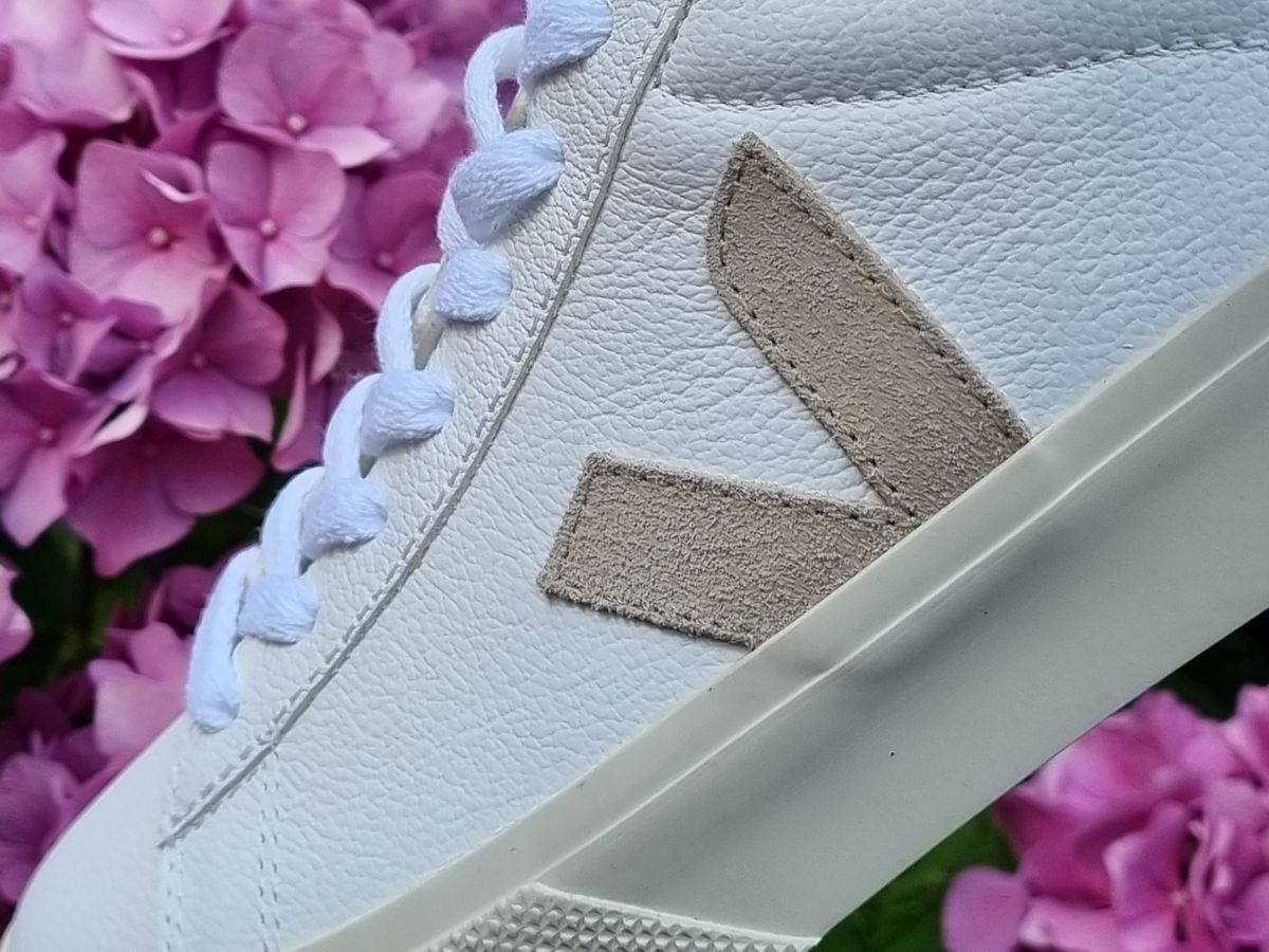 Sneaker Veja Campo Leather white almond