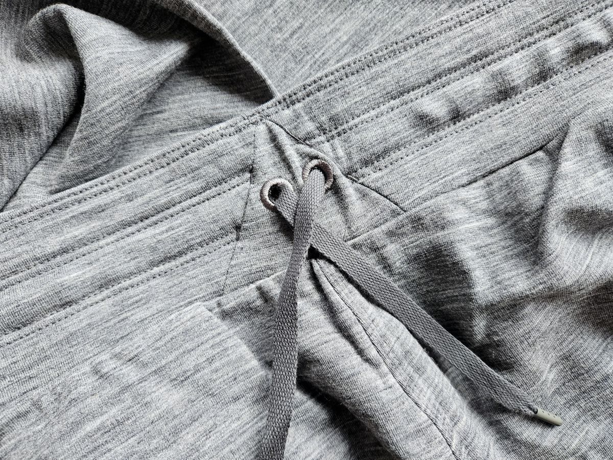 Homewear: leichte Jogpant aus Merinowolle in Grau