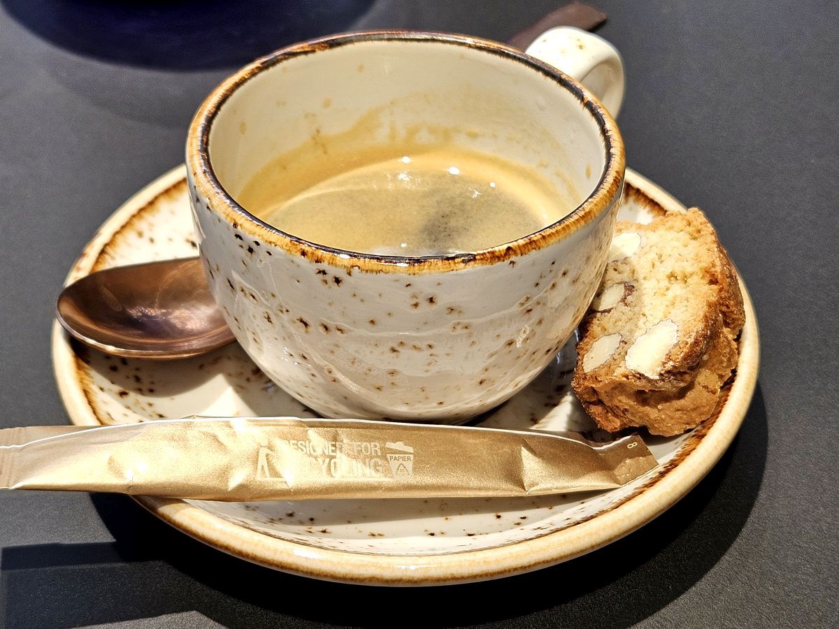 Espresso mit Cantuccini