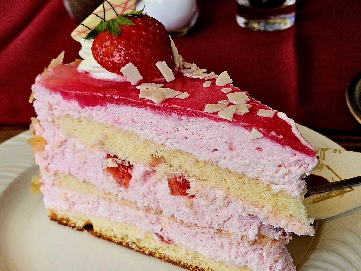 Erdbeer-Sahne-Torte