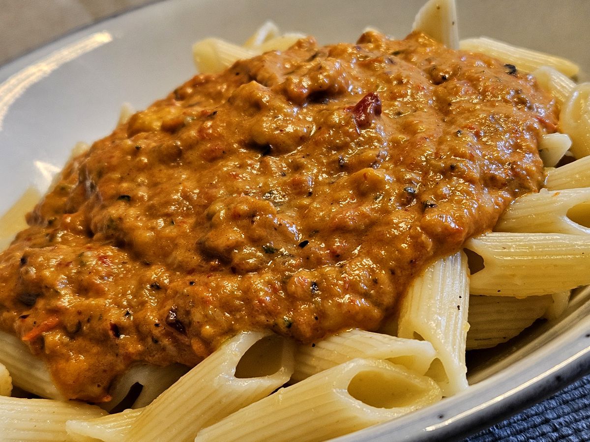 Sommer-Spezialsoße nach Steffen Henssler für Pasta
