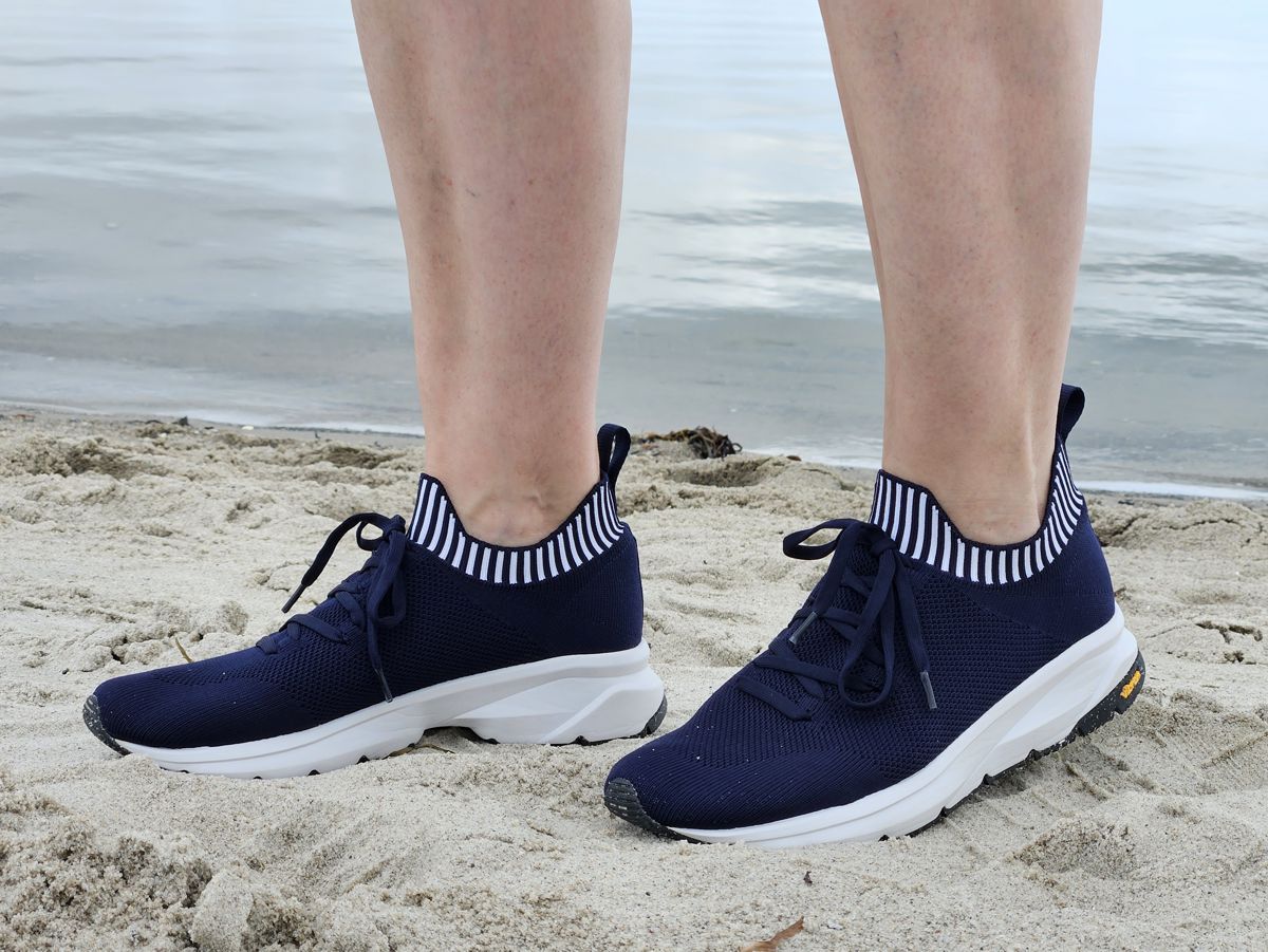 Mesh Sneakers von Royal Mer in blau-weiß mit Sohle von Vibram